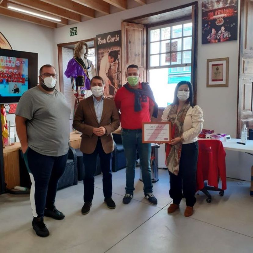 El ICHH comenz&oacute; ayer su campa&ntilde;a de donaci&oacute;n con la reconocida murga Los Diablos Locos
