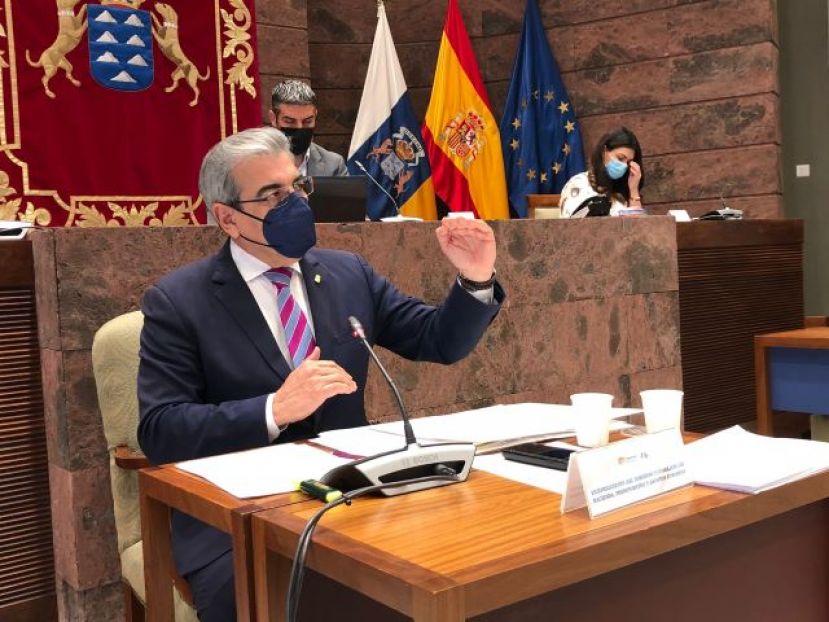 Hacienda habilita el cr&eacute;dito de ayudas para pymes, aut&oacute;nomos y sector tur&iacute;stico