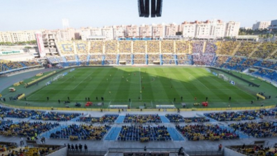 Los aficionados podr&aacute;n acceder con comida al derbi de Gran Canaria