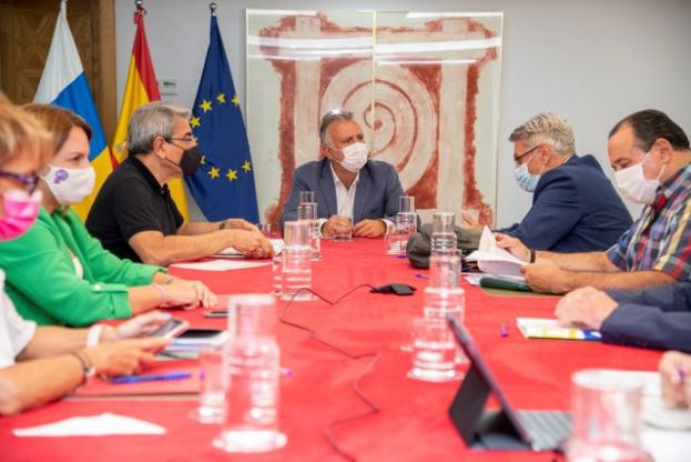 Canarias alcanza hoy el 70 por ciento de toda su poblaci&oacute;n vacunada