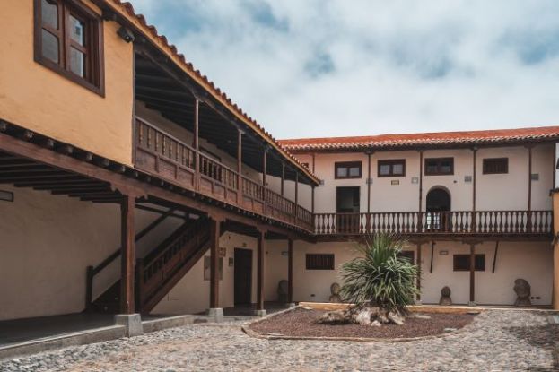 El Museo Ag&aacute;ldar supera las 600 visitas en su primer mes de apertura (Galer&iacute;a Fotos)