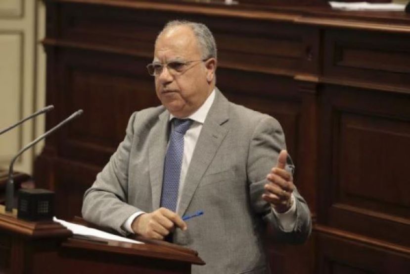 Art&iacute;culo de Opini&oacute;n: 'Del lado de la gente', por Casimiro Curbelo