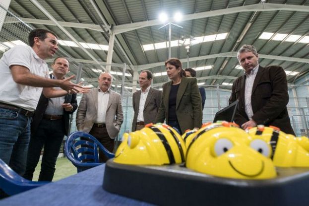 El Cabildo apuesta por la renovaci&oacute;n de las zonas industriales