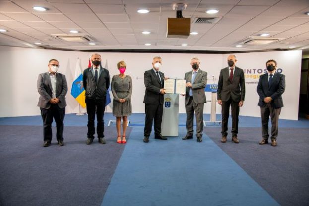 Las C&aacute;maras reeditan su colaboraci&oacute;n con el Gobierno para gestionar los 1.144 millones, la mayor l&iacute;nea de ayudas de la historia de las Islas