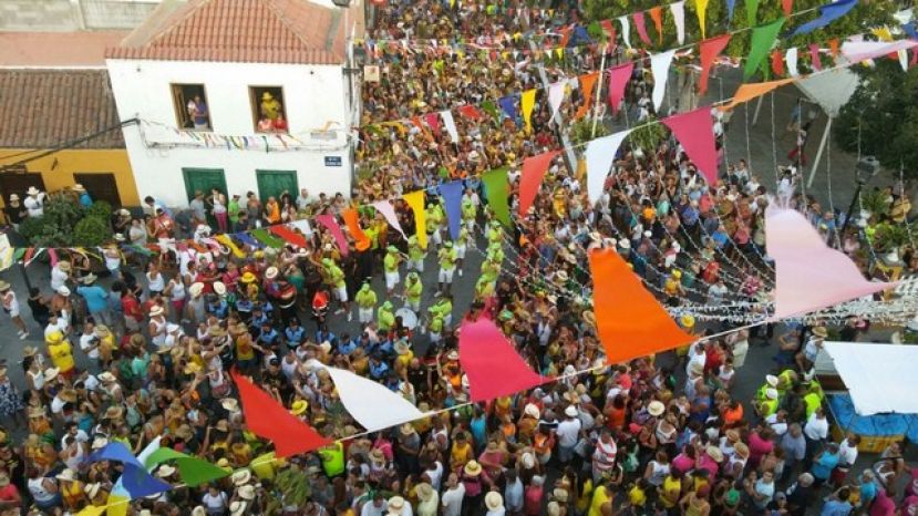 La Aldea: Unas fiestas con mucha participaci&oacute;n, civismo y respeto