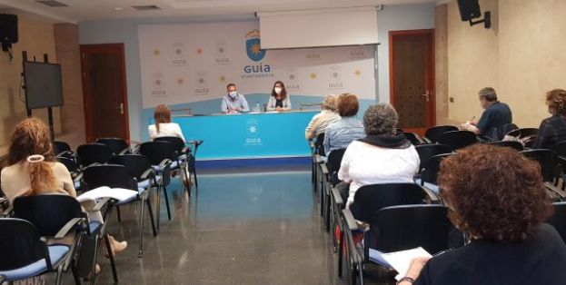 Gu&iacute;a: clausura este viernes de los talleres de escritura y poes&iacute;a de Santiago Gil