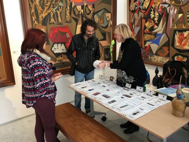 M&aacute;s de 50 personas han participado en la subasta solidaria de calabazas art&iacute;sticas