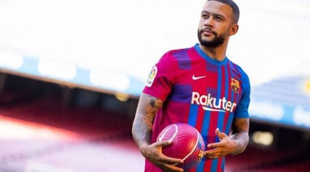 El Bar&ccedil;a puede inscribir a Memphis y Eric hasta las 19:55 del domingo