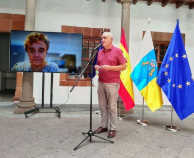 La colada principal est&aacute; casi paralizada y la del noroeste, con mayor aporte de lava, obliga a nuevas evacuaciones