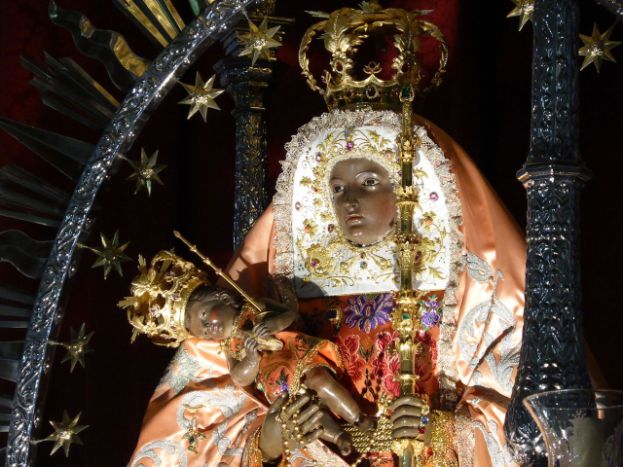 15 de Agosto D&iacute;a de La Candelaria, una Virgen Negra, como las de Los Templarios